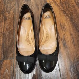 Sofft Black Patent Leather Kitten Heel Pumps Bow Accent Size 11M 1037611